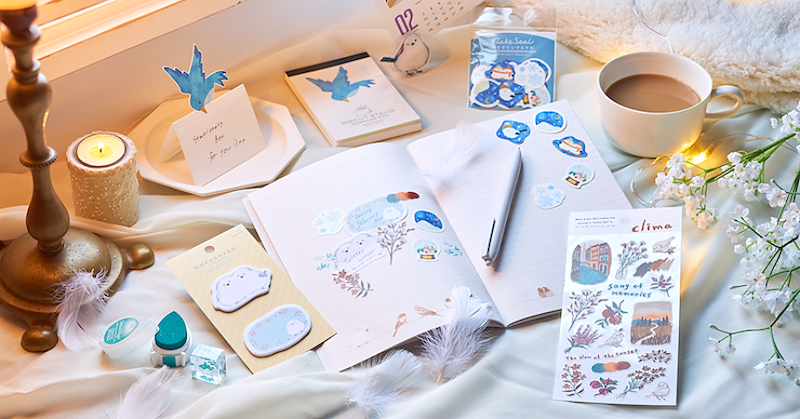 How to Create a Cozy Winter Workspace: A Simple Guide for December Days