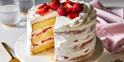 Japanese Christmas Cake with Strawberries