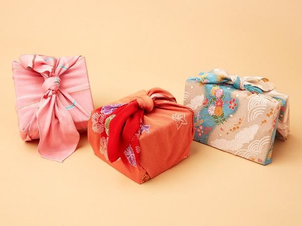 Japanese Furoshiki Wrapping