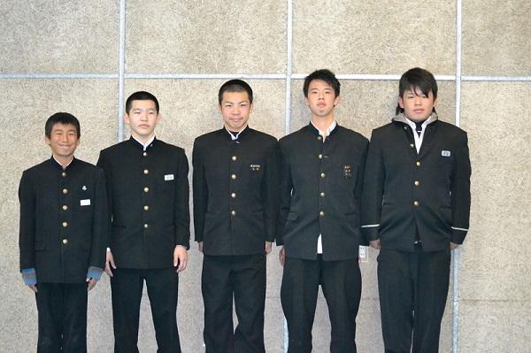 日本男子校服 - 学ラン