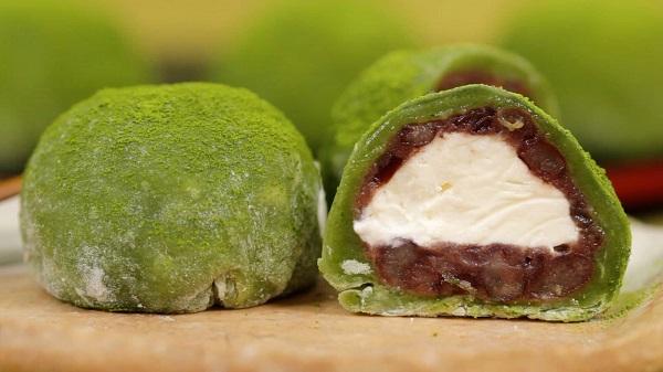 抹茶大福 (Matcha Daifuku)