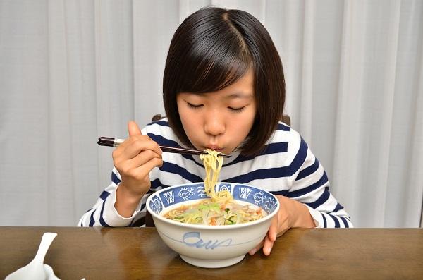Slurping Noodles in Japanese Culture