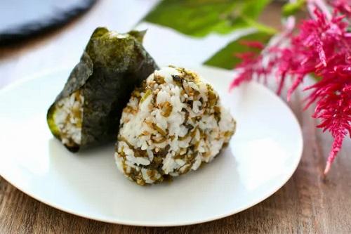 Takana onigiri wrapped in seaweed