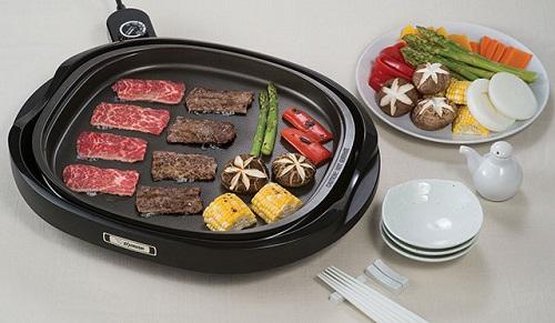 Zojirushi Gourmet Sizzler® Electric Griddle EA-BDC10 + Takoyaki Grill Plate EA-YBC01
