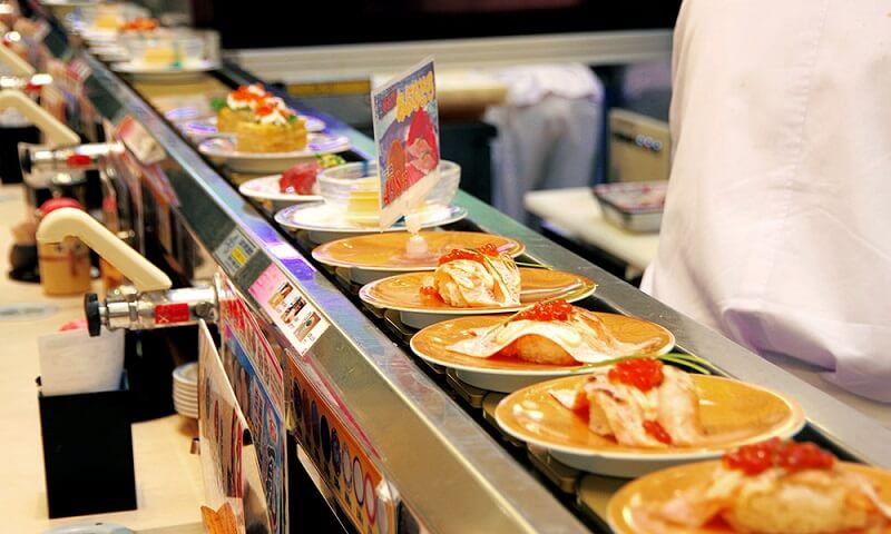 Conveyor belt sushi